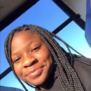 Meet your Posher, Nyla